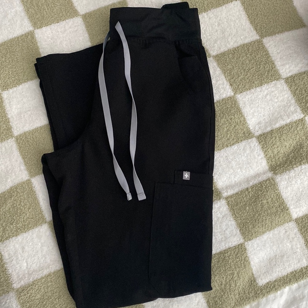 FIGS SCRUBS